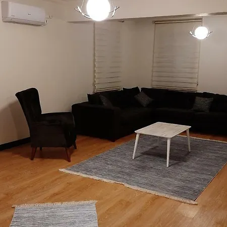 아파트 Rnr House *